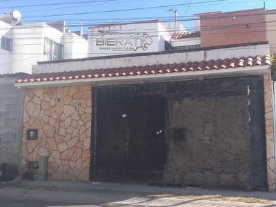 Doomos. En venta casa en remate bancario - Corregidora, Querétaro