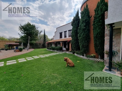 Doomos. Hermosa Casa en Cub de Golf Alquerías de Pozos San Luis Potosi