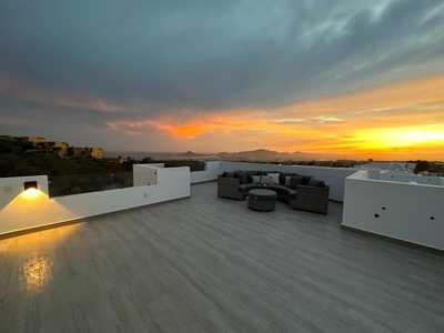 Doomos. Residencia con terraza vista panorámica El tezal, Cabo San Lucas en venta.