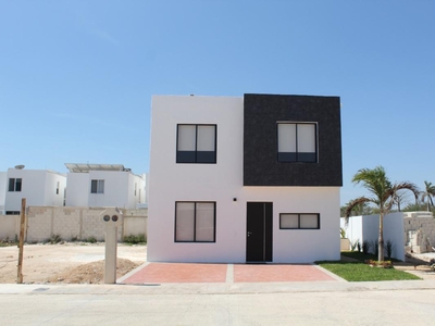 Doomos. Venta Casa en Privada Idilia Mod. Isla 2 Hab, Seguridad 24/7, Norte de Mérida, Conkal