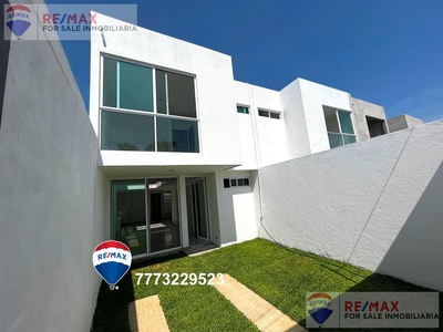 Doomos. Venta de casa sola, Bosques de Cuernavaca, Cuernavaca, Morelos (Cesión de Derechos)Clave 4564