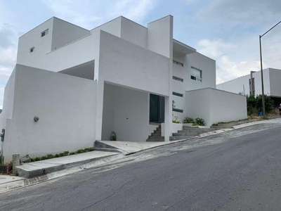 Casa en Venta en La Toscana, Monterrey, N. L.