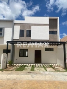 CASA EN VENTA RESIDENCIAL - Cancún