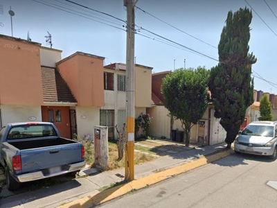 CASA EN AV.PASEOS DE TULTEPEC SUR ESTADO DE MEXICO