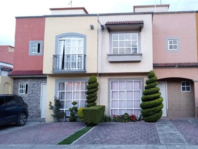 Casa en Rinconada San MIguel en fraccionamiento privado.SOLO CONTADO