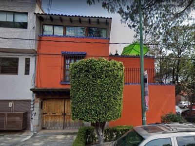 Casa en venta, Del Carmen, Coyoacan. AHT