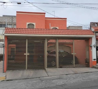 Casa En Venta En Fracc Punta Azul Pachuca Hgo (Céntrica ubicación)