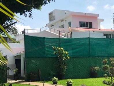 VENTA CASA CON SALÓN RECREATIVO VISTA HERMOSA CUERNAVACA CAS 2936 DL