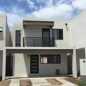 doomos. casa en venta en privada residencial valle azul, apodaca