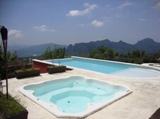 Preciosa Villa Jolanta en Tepoztlán