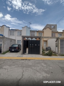 Casa en venta en Los Álamos 1, Melchor Ocampo, Estado de México - 2 recámaras - 1 baño - 83 m2