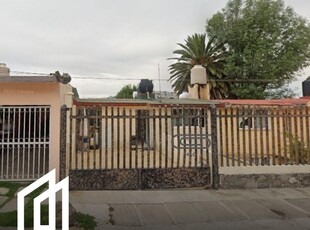 Doomos. Casa en Remate Bancario; Pinzón, Col. Las Alamedas, Atizapán de Zaragoza, Edo. de Mex.