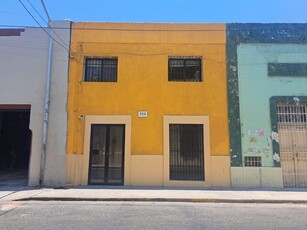 Doomos. Casa en venta en el Centro de Mérida,Yucatán