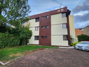 Doomos. VENTA O RENTA de Departamento remodelado en la Colonia Felix Ireta