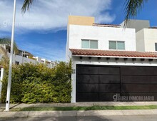 3 recamaras en venta en fraccionamiento bonanza residencial tlajomulco de zúñiga