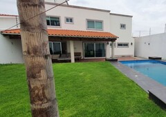 casa con alberca en venta juriquilla, queretaro