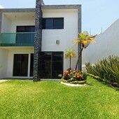 casa en venta moderna e inteligente con acceso controlado en cuernavaca