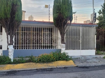 Casa en renta Nueva Santa María De Las Rosas, Toluca