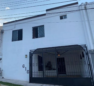 Casa En Venta En Cumbres 4 Sector Al Poniente De Monterrey Nuevo León