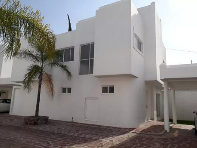 Casa En Venta O Renta Fracc. Residencial Villas De Irapuato