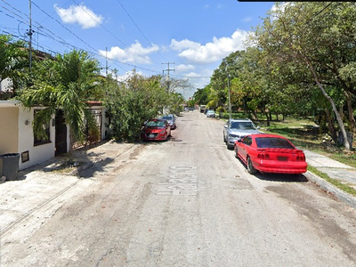 Venta De Casa En : Cancun Quintana Roo , Colonia Super Manzana 50 , Calle Halacho