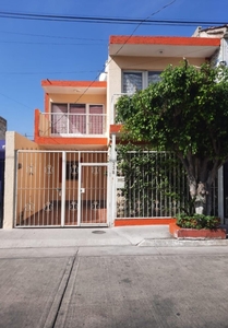 GRAN CASA EN SAN CARLOS, ZAPOPAN