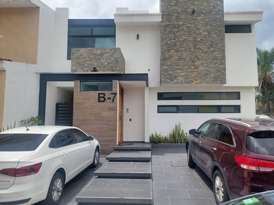 LUJOSA RESIDENCIA EN SAN MARTIN DEL TAJO