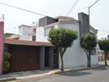 Casa en Venta Luis Gonzaga Urbina 316
, Salvador Sánchez Colín, Toluca