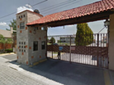 Casa en venta Calle Paseo De San Isidro, Barrio De Santa Cruz, Metepec, México, 52140, Mex