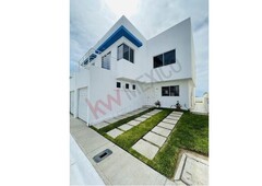 Casas en venta - 170m2 - 3 recámaras - Tijuana - $280,000 USD