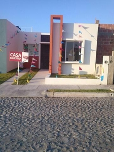 Casa en venta en villa de Álvarez Colima 1 planta 2...