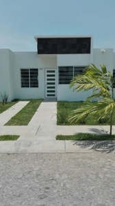 Casa en venta en Villa de Álvarez, Colima 625,000.00
