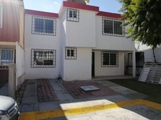 hermosa casa en residencial san buenaventura toluca