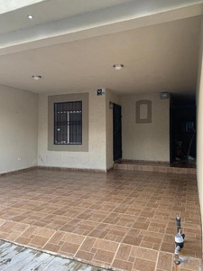 CASA EN RENTA AMUEBLADA MONTERREY NUEVO LEON EX HACIENDA EL ROSARIO