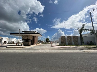 AMARANTO, Residencia para estrenar en RENTA, cerca Yucatán Country Club