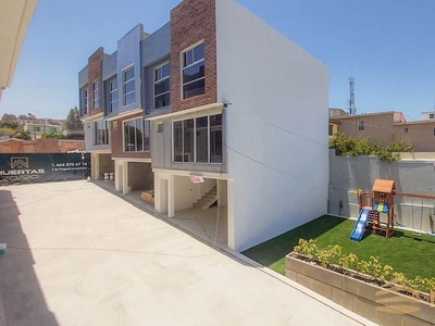 CASA EN RENTA EN LAS HUERTAS