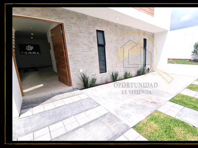 Casas en venta - 163m2 - 3 recámaras - Santiago de Querétaro - $3,200,000