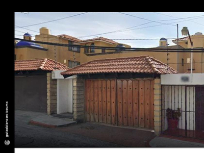 Casa En Remate Bancario En Chapultepec, Cuernavaca, Morelos