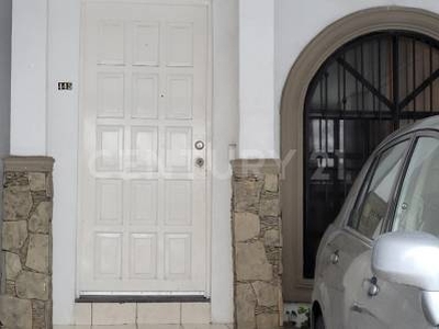 CASA EN VENTA EN COL. POTRERO ANAHUAC EN SAN NICOLAS DE LOS GARZA