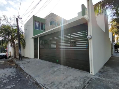 CASA EN RENTA EN ESQUINA COLONIA VILLA RICA BOCA DEL RIO VERACRUZ