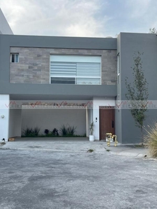 Casa En Renta En Paseo Del Vergel, Monterrey, Nuevo León
