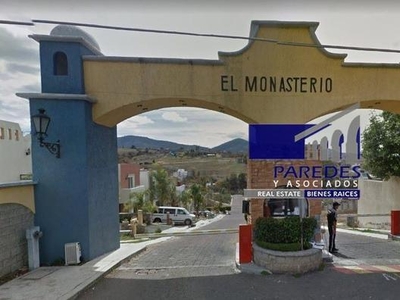 Casa RENTA de 3 recámaras Fracc El Monasterio en Altozano Morelia C115