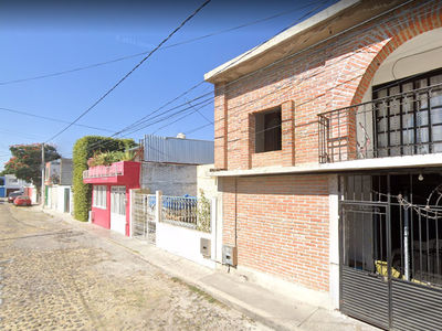 Casa en venta en Calle Psicologos Fraccionamiento El Marquez Queretaro AOR