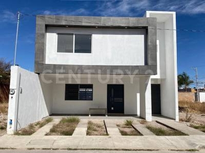 Casa nueva en venta en Col. Valle Florido