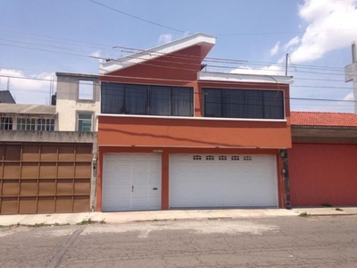 En Venta amplia casa en Colonia San Alejandro, Puebla
