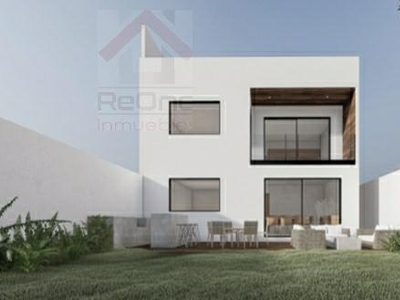 VENTA de CASA en CONTRY Monterrey Nuevo Leon