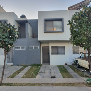 Casa En Altaluz Residencial