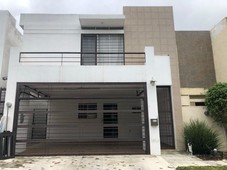 3 recamaras en venta en colinas de huajuco monterrey