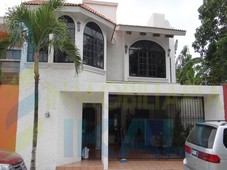 estudio en venta en del valle tuxpan