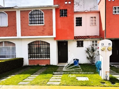 Casa en condominio en venta Calle Andrés Soler, Fraccionamiento El Porvenir Ii, Lerma, México, 52106, Mex